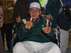 Jemaah Haji Tertua Berusia 109 Tahun Tiba di Ponorogo, Kondisinya Sehat