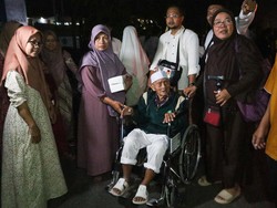 Jamaah Haji Usia 109 Tahun Tiba dalam Keadaan Sehat di Ponorogo