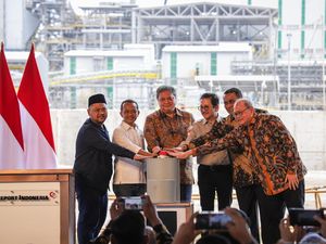 Smelter Freeport di Gresik Resmi Beroperasi, Ini Potretnya