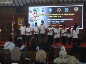 Puluhan Siswa SMA Klaten Ikuti Lomba Kreativitas Pelajar Anti Narkotika Puluhan Siswa SMA Klaten Ikuti Lomba Kreativitas Pelajar Anti Narkotika