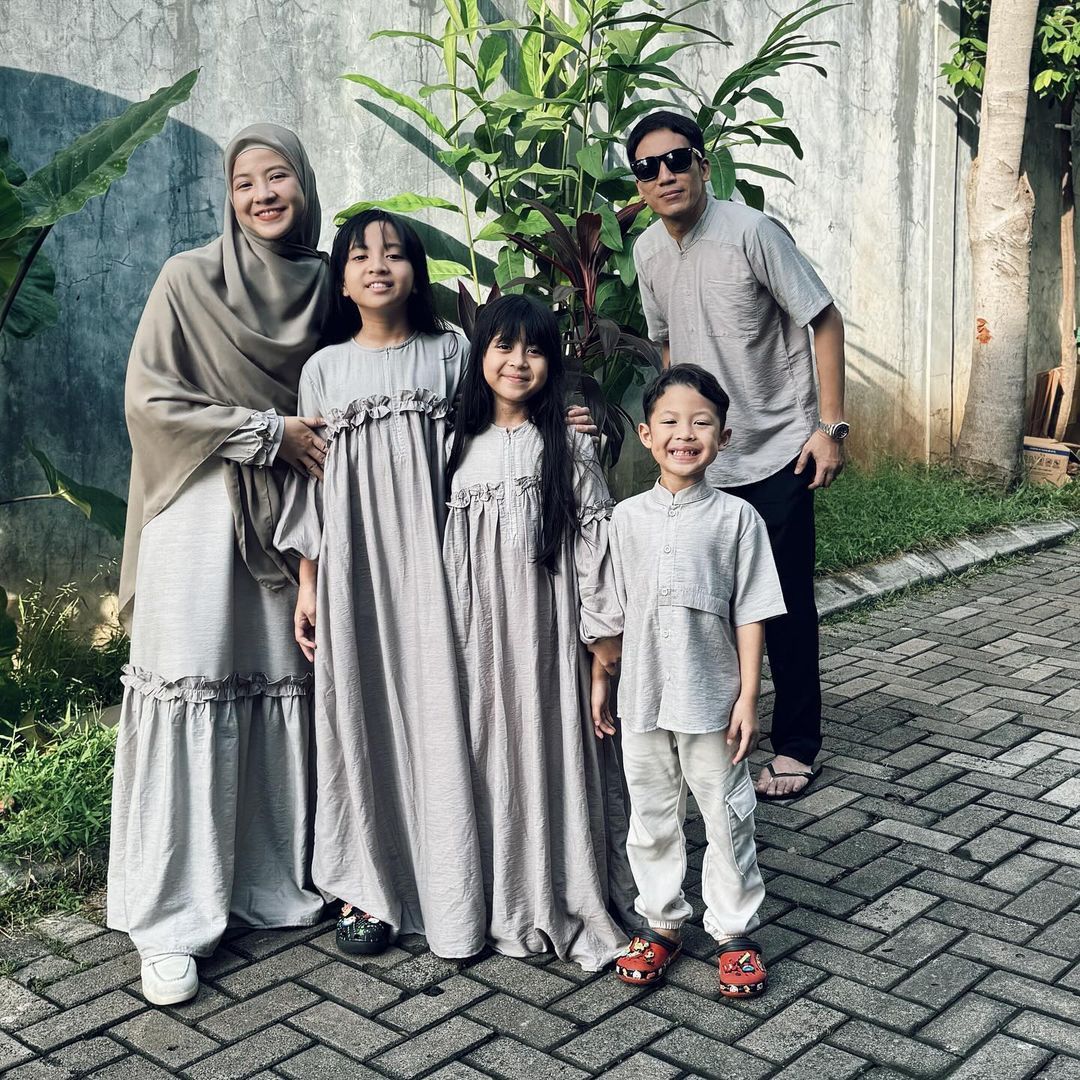 Potret Co Parenting Desta dan Natasha Rizky