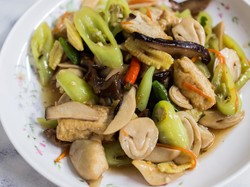 Resep Tumis Jamur dan Tahu Berbumbu Sederhana yang Pedas Lezat