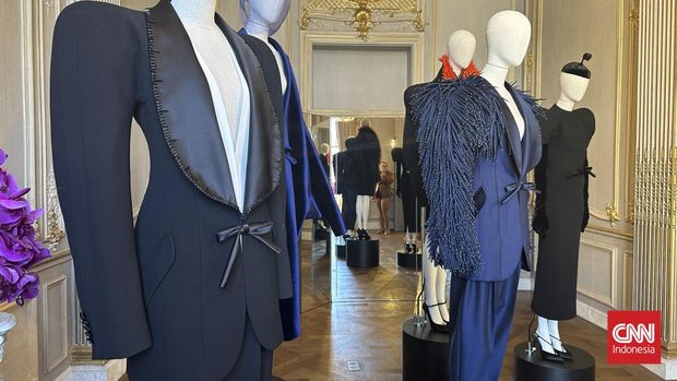 Magis Burung Phoenix dalam Koleksi Couture Schiaparelli yang Abadi