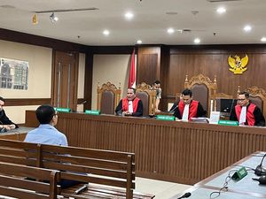 Divonis 5 Tahun Penjara, Edward Terdakwa Kasus Korupsi BTS Ajukan Banding Divonis 5 Tahun Penjara, Edward Terdakwa Kasus Korupsi BTS Ajukan Banding