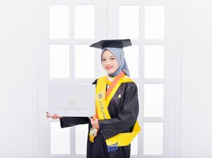 Inspiratif! Anak Tukang Ukir Raih Beasiswa LPDP-Gelar Magister FEB UGM