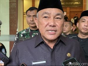 Walkot Depok Minta Petugas Kerja di Akhir Pekan Atasi Longsor TPA Cipayung Walkot Depok Minta Petugas Kerja di Akhir Pekan Atasi Longsor TPA Cipayung