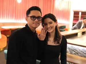 Momen Azriel Hermansyah Lamar Sarah Menzel Momen Azriel Hermansyah Lamar Sarah Menzel