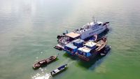 Bakamla RI Geledah Tiga Kapal Tambang Pasir Ilegal di Perairan Karimun