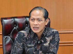 Video: Menteri Hanif Faisol Wacanakan Penghentian Impor Sampah Video: Menteri Hanif Faisol Wacanakan Penghentian Impor Sampah