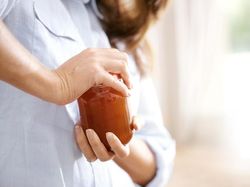 Duh! Wanita Ini Gugat Cerai Suami Perkara Tutup Stoples