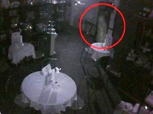 Bikin Takut! Penampakan Hantu yang Terabadikan Kamera