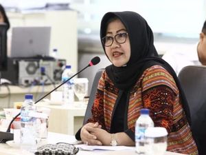 NasDem Usung Istri Eks Bupati Maluku Tengah Mirati Dewaningsih Maju Pilkada