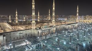 Potret Kemegahan Masjid Nabawi di Madinah