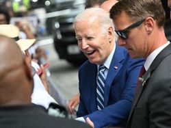 Biden: Trump Berhubungan Seks dengan Bintang Porno Saat Istrinya Hamil