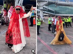 Viral Gaya Glamour Bertabur Emas Ibu-ibu Asal Makassar Saat Pulang Haji