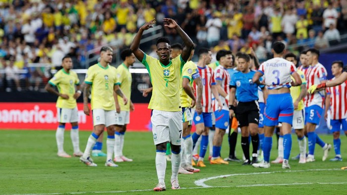 LAS VEGAS, NEVADA - JUNE 28: Vinicius Junior of Brazil reacts during the CONMEBOL Copa America 2024 Group D match between Paraguay and Brazil at Allegiant Stadium on June 28, 2024 in Las Vegas, Nevada. (Photo by Kevork Djansezian/Getty Images)