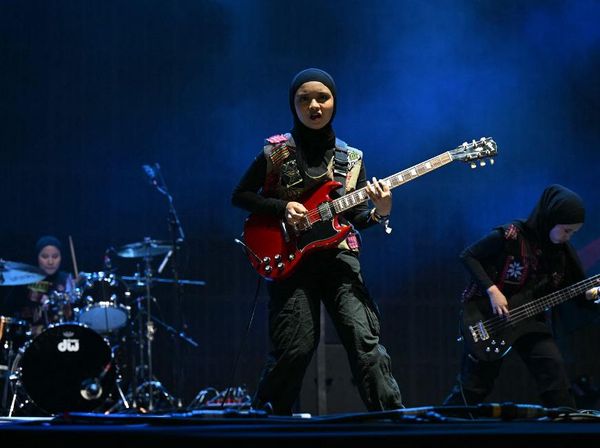 Penampilan Bersejarah Voice of Baceprot di Glastonbury