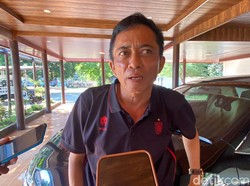 Bupati Pathul Klaim Jalan Pantai Kuta Mandalika yang Ditutup ITDC Milik Pemkab