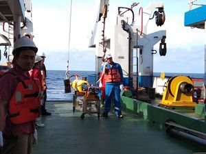 Riset Bareng Mitra Prancis, Dosen Poltekba Rancang Desain Drone Bawah Laut Riset Bareng Mitra Prancis, Dosen Poltekba Rancang Desain Drone Bawah Laut