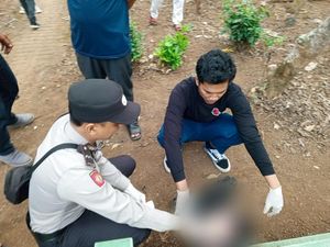 Isi Surat Wasiat Pembuang Bayi Dibungkus Plastik di TPU Malang Isi Surat Wasiat Pembuang Bayi Dibungkus Plastik di TPU Malang