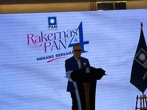 Zulhas Sapa Ahmad Ali di Rakernas PAN: Calon Tunggal Gubernur Sulteng