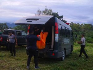 Geger Mayat Terikat Tali-Tinggal Kerangka Ditemukan Warga di Maluku Tengah Geger Mayat Terikat Tali-Tinggal Kerangka Ditemukan Warga di Maluku Tengah
