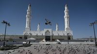 Mengunjungi Masjid Quba, Masjid Pertama yang Dibangun Rasulullah