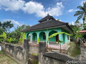 Duduk Perkara Ahli Waris Segel Musala di Lombok Duduk Perkara Ahli Waris Segel Musala di Lombok