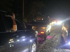 Jalan Poros Maros-Bone di Tompo Ladang Macet 3 Km Malam Ini, Ada Truk Mogok Jalan Poros Maros-Bone di Tompo Ladang Macet 3 Km Malam Ini, Ada Truk Mogok