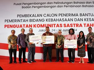 Kemendikbud Lanjutkan Bantuan Pemerintah Bagi Komunitas Sastra Kemendikbud Lanjutkan Bantuan Pemerintah Bagi Komunitas Sastra