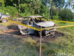 Polisi Buru Penyewa-Penggadai Mobil yang Terbakar Misterius di Kendal Polisi Buru Penyewa-Penggadai Mobil yang Terbakar Misterius di Kendal