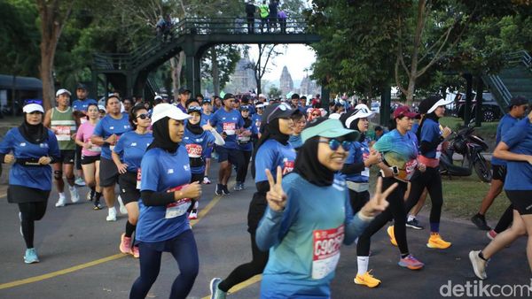 Potret Kemeriahan Mandiri Jogja Marathon, Diikuti 8.000 Pelari