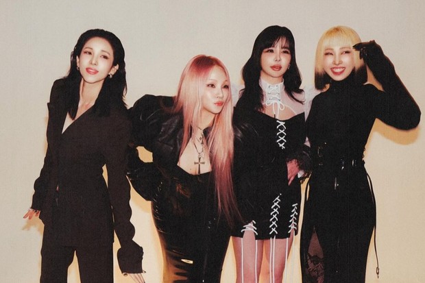 Potret terbaru 2NE1