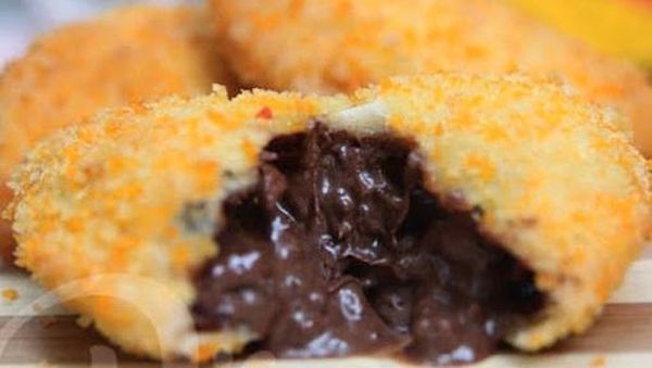 Renyah Enak! 20 Roti Goreng Rp 3.000-an Ada di Sini