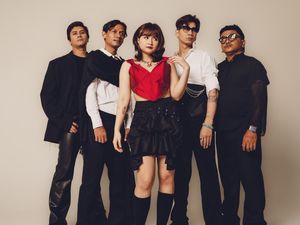 Cynantia Cabut dari Stereowall