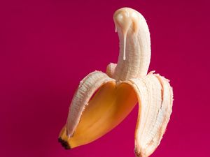 Kisah Kelam Buah Pisang, Jadi Alat Eksekusi dan Simbol Penindasan Kisah Kelam Buah Pisang, Jadi Alat Eksekusi dan Simbol Penindasan