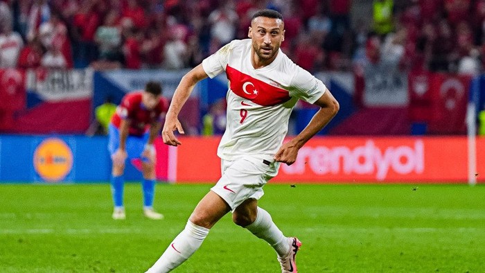 HAMBURG, GERMANY - JUNE 26: Cenk Tosun of Turkey celebrates his goal during the UEFA EURO 2024 group stage match between Czechia and Turkiye at Volksparkstadion on June 26, 2024 in Hamburg, Germany. (Photo by Daniela Porcelli/Eurasia Sport Images/Getty Images)
