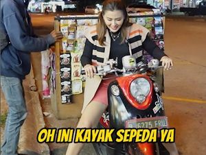 Gaya Seru Rey Utami, Seleb Terkaya di Indonesia Saat Jajan Kaki Lima Gaya Seru Rey Utami, Seleb Terkaya di Indonesia Saat Jajan Kaki Lima