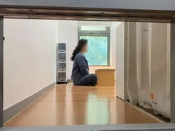 Para Orang Tua Korsel Sukarela Dikurung di Sel, Apa Tujuannya?