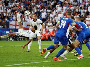 Bikin Gol Salto Lawan Slovakia, Bellingham Serasa Ronaldo Bikin Gol Salto Lawan Slovakia, Bellingham Serasa Ronaldo