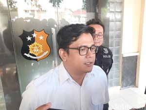 Polisi Periksa Pacar Wanita yang Ditemukan Tewas di Kamar Kos Pati Polisi Periksa Pacar Wanita yang Ditemukan Tewas di Kamar Kos Pati