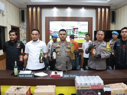 Polisi Gerebek Gudang Miras Ilegal di Berau, Sita 23.795 Botol