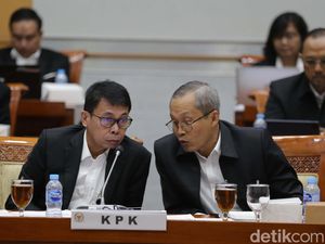 Suasana Raker KPK-Komisi III DPR Bahas Sejumlah Kasus