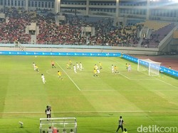Hasil Babak Pertama: Indonesia Tahan Imbang Australia di Semifinal AFF U-16