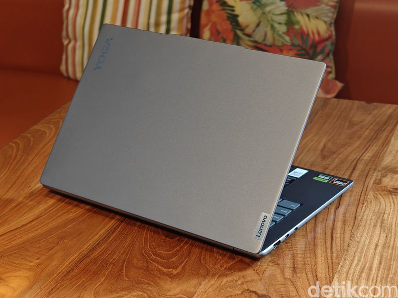 Lenovo Yoga Pro 7 14AHP9