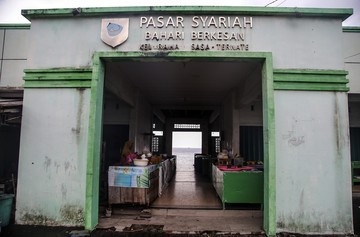 Tak Terawat, Pasar Syariah Bahari Ternate Ditinggal Pembeli dan Pedagang