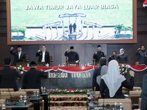 Raperda RPJPD 2025-2045 Disahkan, Pj Gubernur Optimistis Wujudkan Jatim Maju