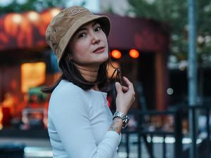 Poppy Sovia Cerita Rumah Kebanjiran