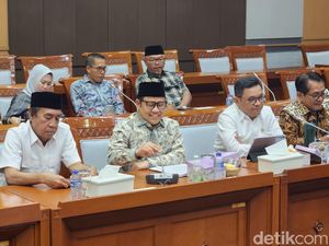 Timwas Haji DPR Sarankan Masa Berlaku Visa Umrah Tak Lagi 90 Hari Timwas Haji DPR Sarankan Masa Berlaku Visa Umrah Tak Lagi 90 Hari