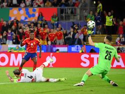 Deretan Kiper Jago Gugur di Euro 2024